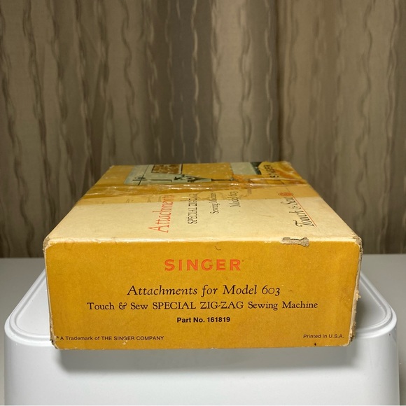 Singer Attachments for Special Zig Zag Sewing Machine Model 603 Touch & Sew - Picture 4 of 16